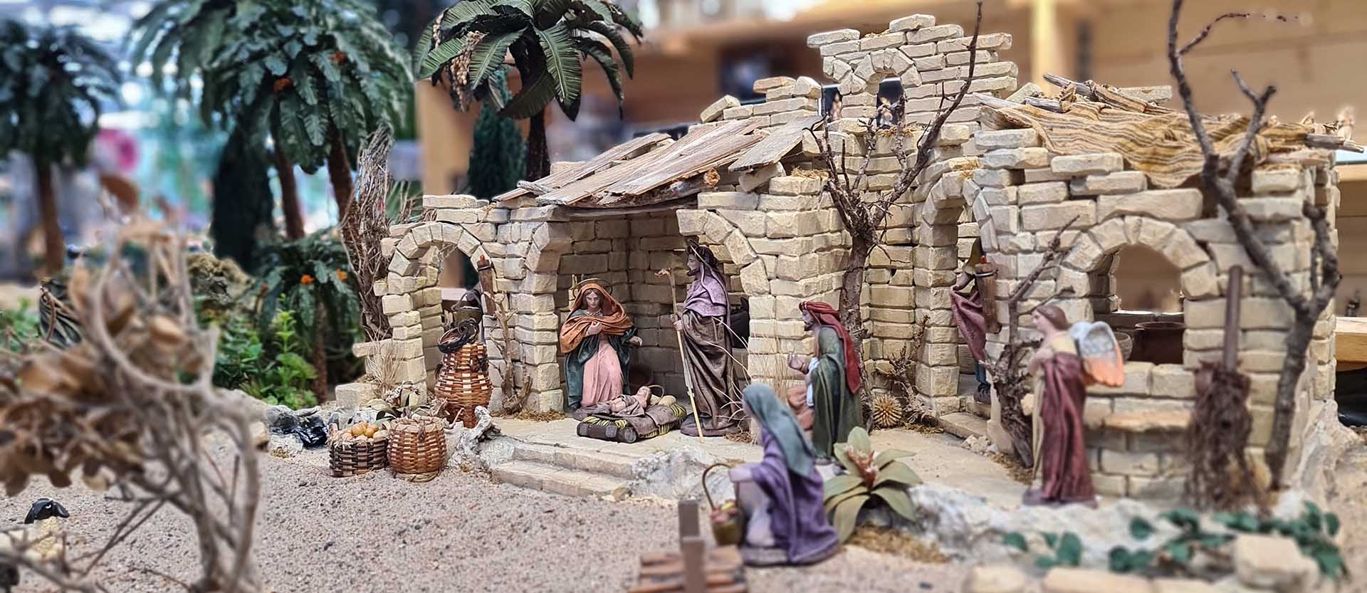 Weihnachtskrippen und Krippenzubehör bei krippen-kramer.de